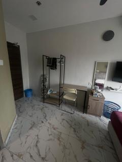 MKB Homestay - 1 X Queen Bed Studio Room with Connecting Room Capability - 3