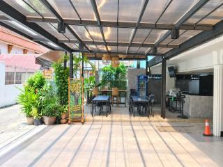 RCN Court & Inn - 8