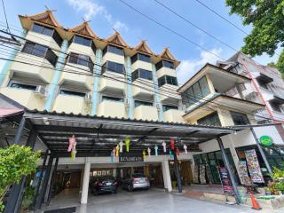 RCN Court & Inn - 9