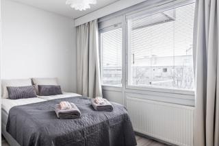 1BR Apartments next to Railway Station, Free Parking, Balcony - 9