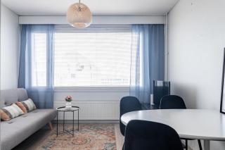 1BR Apartments next to Railway Station, Free Parking, Balcony - 5
