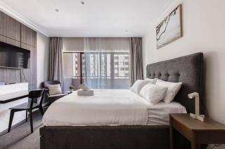 Modern Nomads Central Melbourne Urban Studio with Balcony - 0