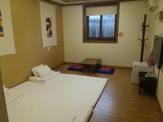 Gallery Stay - 3