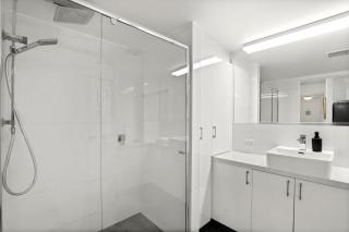 Lindomare Unit 10, 11 Orvieto Tce, Kings Beach - 6