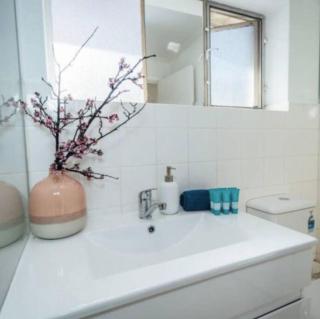 Anzac Oasis- Near Adelaide Airport & Glenelg - Short Stay Holiday Apartment or Workcation - 3