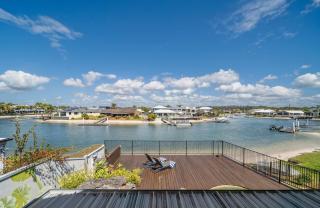 Canal-Side Mooloolaba Escape Pool & Dog-Friendly - 7