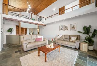 Canal-Side Mooloolaba Escape Pool & Dog-Friendly - 1