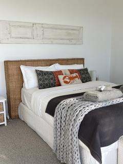 BELLE VUE BEACH HOUSE - 2