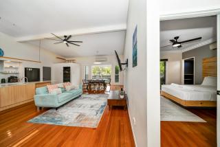 Idalia Oasis: 4BR Family Retreat with Garden Bliss - 4