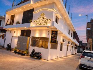 Vrindavan Palace Near Ram Mandir Ayodhya - 1