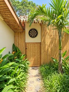 Authentic wooden house with garden, walking distance to town - 8
