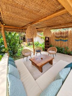 Authentic wooden house with garden, walking distance to town - 9
