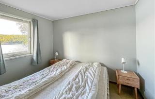 3 Bedroom Cozy Home In Mandal - 4