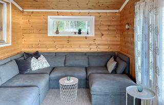 3 Bedroom Cozy Home In Mandal - 1