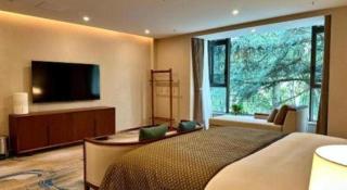 Lian Yun Hotel - 9