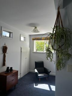 Retro Seaview Studio - 6