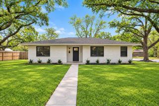 Peaceful Abode in Convenient Baytown Location - 7