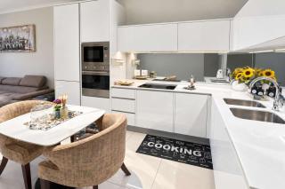 The Signature Luxury Stay - 5