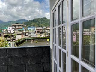 Iris Boutique Hotel - 4