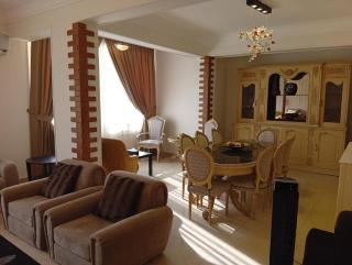 Maadi Elegant Getaway - A Quiet Luxury Experience - 7