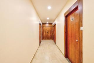 HotelMaple Leaf Newly Built With Luxury Restaurant Near Khatipura Railway Station - 4