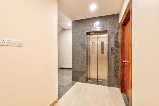HotelMaple Leaf Newly Built With Luxury Restaurant Near Khatipura Railway Station - 3