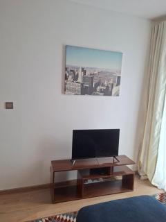 Modern 1-Bedroom Urban Haven in Tatu City - 9
