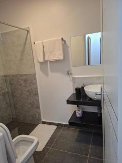 Modern 1-Bedroom Urban Haven in Tatu City - 2