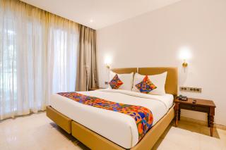 Fabhotel Prime Kings Court - 5
