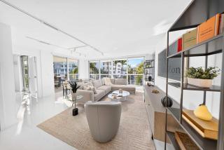 Chic Bay Harbor 3BR Rooftop Pool Free Parking - 6