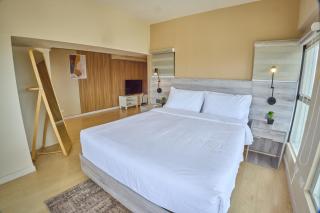 EDSA Heights Ama Tower Unit 3305 Loft Penthouse Unit - Manila - 1