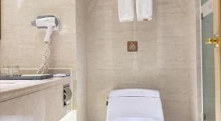 Vienna Hotel Sichuan Ganzi 318 National Highway Yajiang - 2