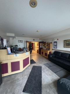 Crossfield Country Inn - 6