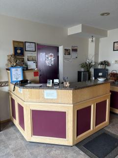 Crossfield Country Inn - 1