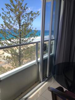 Surfers Chateau - 8