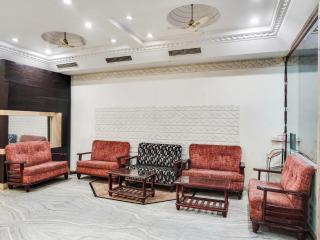Townhouse Jabalpur Railway Junction Formerly Hotel Roopali - 1