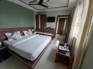 FabHotels Willowcrest - 3