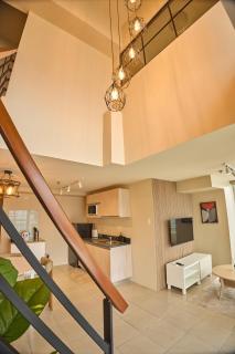 EDSA Heights Penthouse Unit 3306 Ama Tower Residences - Manila - 8