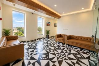 The Elegance Resort - 5