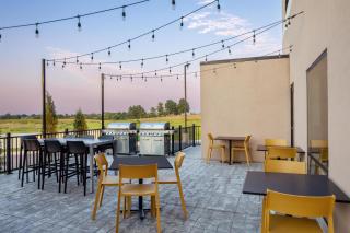 Home2 Suites By Hilton St. Joseph - 7
