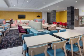 Home2 Suites By Hilton St. Joseph - 4