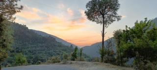 2 BR FreeBird Cottage by Kusumith Retreats - 3