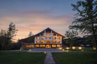 LOST LODGE(Yiyang Qingxi) - 0