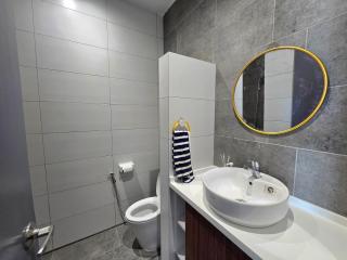 Podium Kuching 3BR Homestay by Pakboy - 5