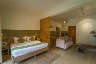 Tripli Naiden House - 9