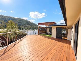 Bonnet Place 3BR Family Stay Near Hobart - 1