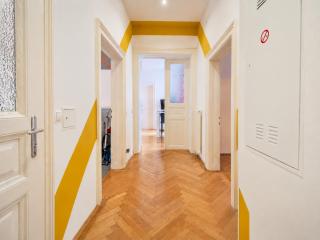 Spacious 2BR Apartment for 6 near Votivkirche & Metro U2 - Viena - 8