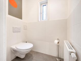 Spacious 2BR Apartment for 6 near Votivkirche & Metro U2 - Viena - 7