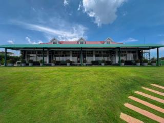 Cloudy Court - 2