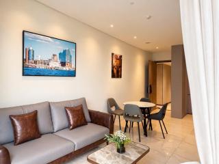 Opera Apartment 2 bedrooms bridge view - 4
